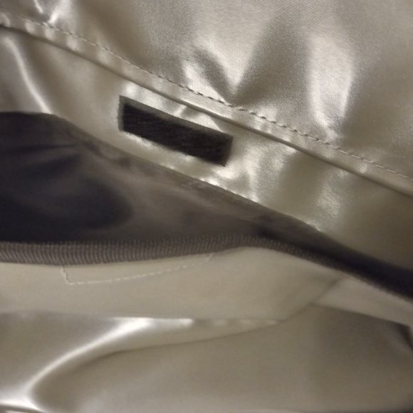 CHIVAS REGAL Gray Leather (type) Messenger Laptop BAG Unisex sheen quality - Picture 6 of 9